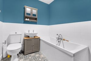 Photo 16- click for photo gallery